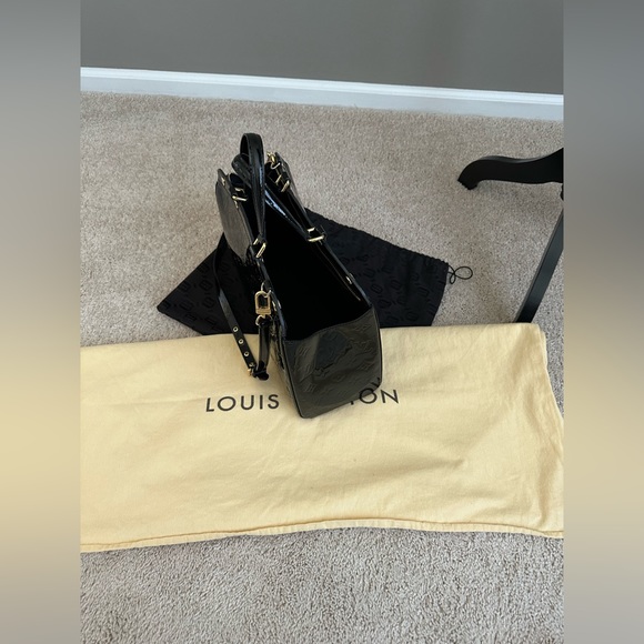 BREA MM Louis Vuitton Bag🖤 - Picture 8 of 16